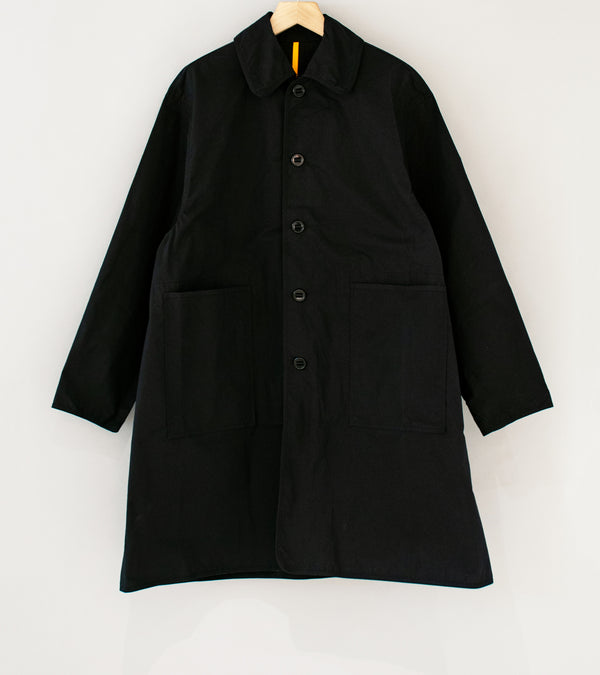 MAN-TLE 'R17 Y1 Coat' (Black Master Shield)