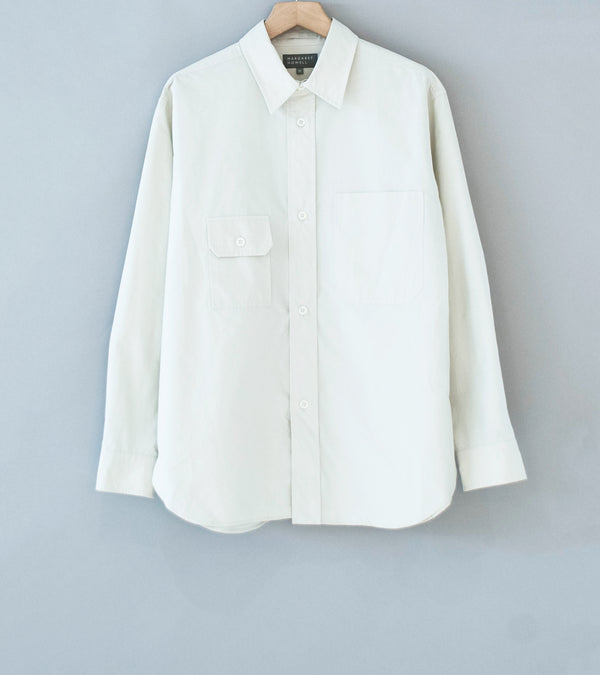 Margaret Howell 'Odd Pocket Shirt' (Parchment Yarn Dye Cotton Poplin)