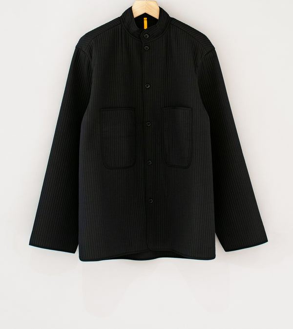 MAN-TLE 'R17 Outer 4' (Black Nubi)