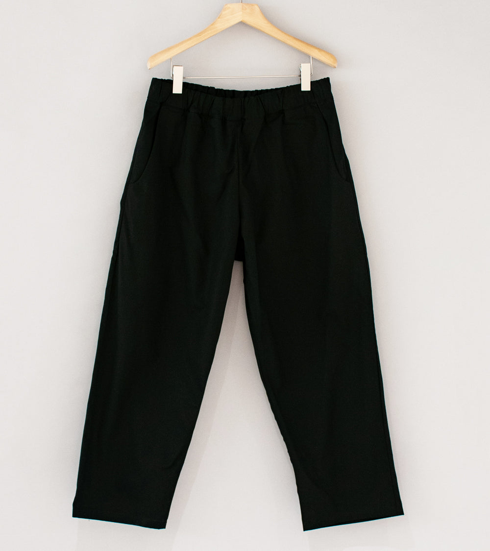 MAN-TLE 'R17 Pant 6' (Black Magic Gabardine)