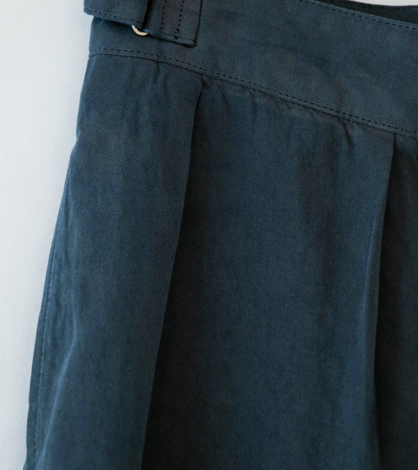 Lady White Co 'Kaptain Sunshine Cotton Linen Short' (Charcoal)
