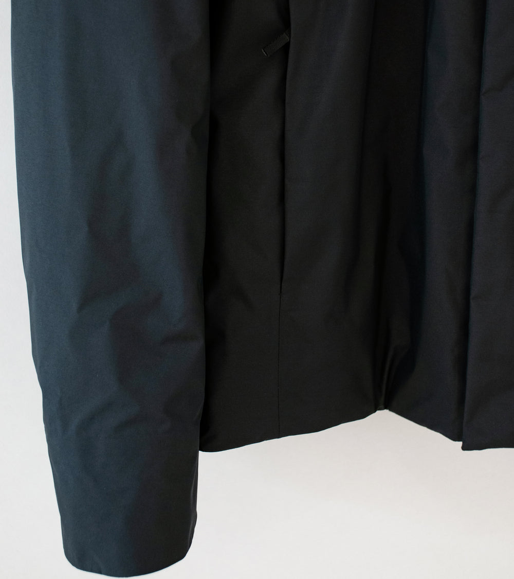 Veilance 'Spere Insulated Jacket' (Black)