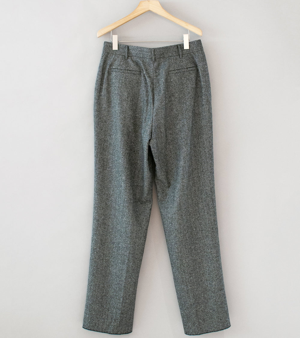 Gajiroc 'Herringbone Inverted Box Pleated Trousers' (Grey Herringbone)
