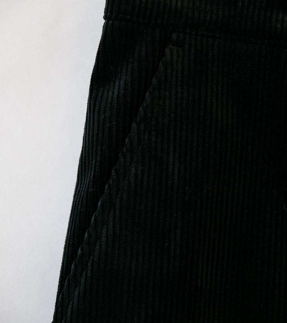 Gajiroc 'Corduroy Trousers' (Black)