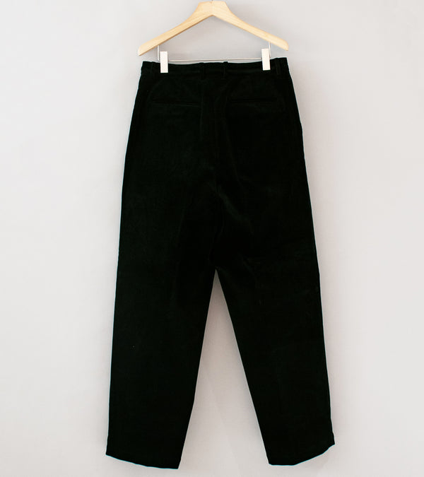 Gajiroc 'Corduroy Trousers' (Black)