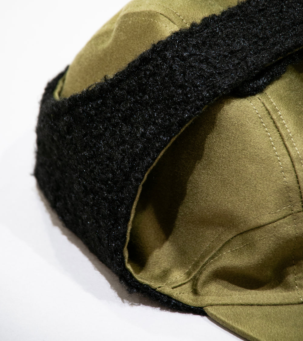 Oshin 'The Moebius Cap' (Olive Cotton Sateen)