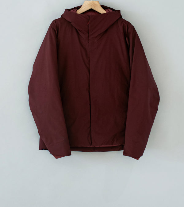 Veilance 'Altus Down Jacket' (Mars)