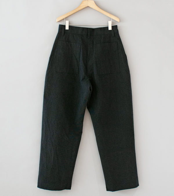MAN-TLE 'R19 P4 Wide Pants' (Granite Wool)