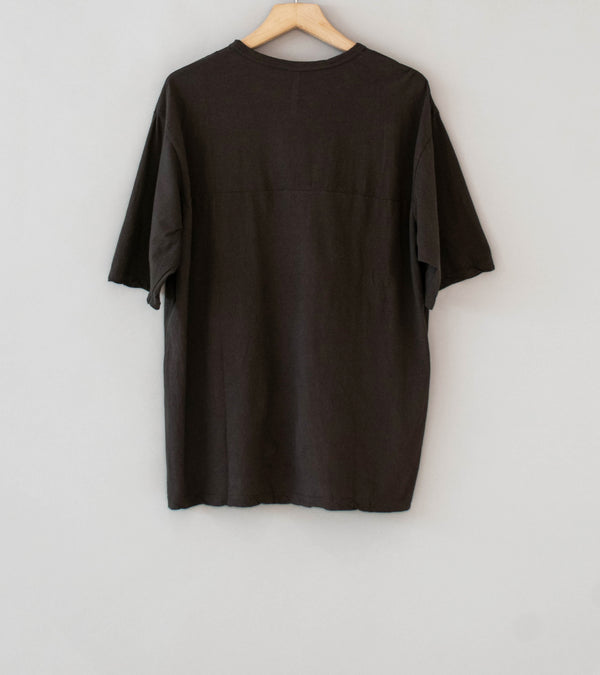 MAN-TLE 'R20 T5 S/S Binder T-Shirt' (Carbon)
