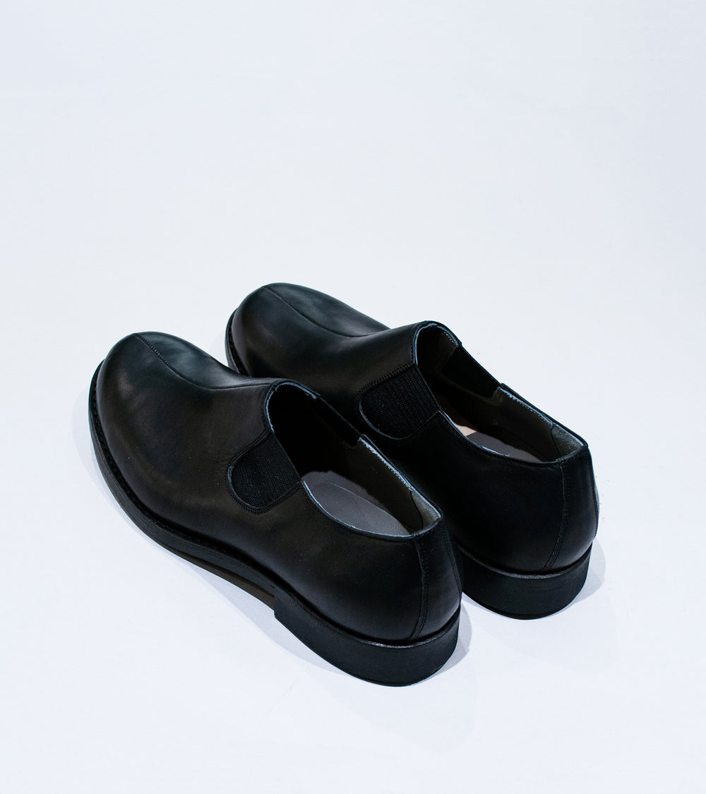 Lady White Co 'Phigvel Split Seam Shoe' (Black)