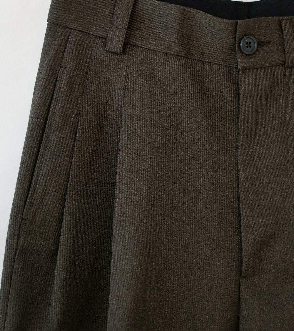 Margaret Howell 'Stitch Pleat Trouser' (Khaki Brown Compact Wool Serge)