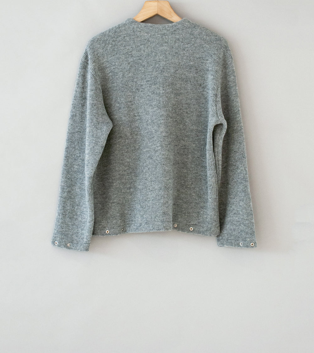 Lady White Co 'V Neck Snap Sweater' (Heather Grey)