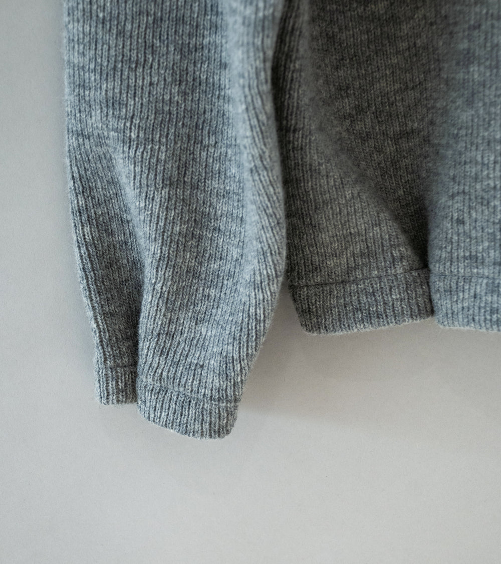 Lady White Co 'V Neck Snap Sweater' (Heather Grey)