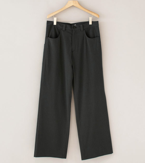 Seya 'Ground Pants' (Charcoal Washed Organic Cotton Twill)