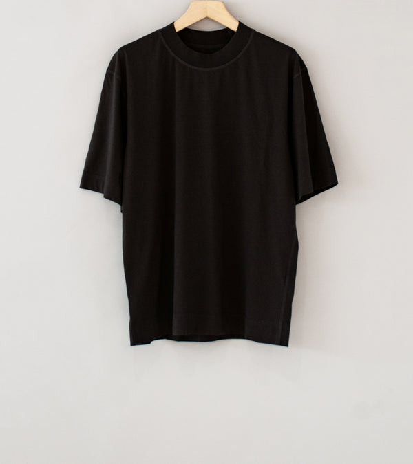 Margaret Howell 'MHL Flatlock Crew' (Mahogany Dry Cotton Jersey)