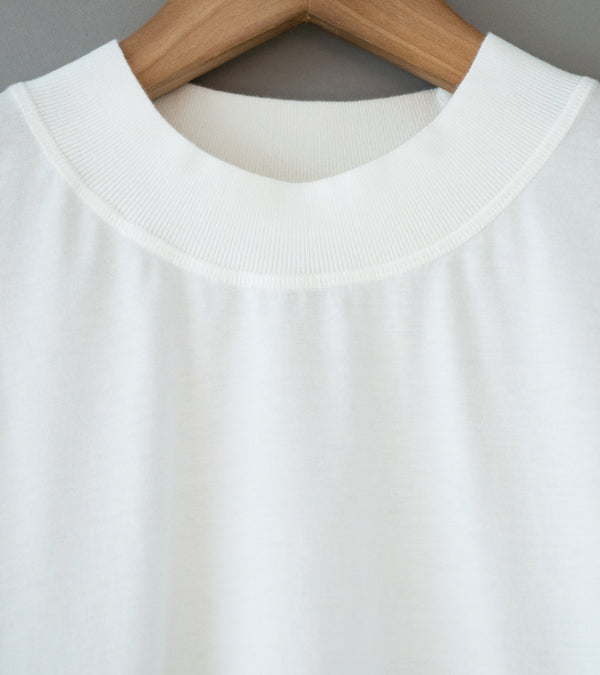 Margaret Howell 'MHL Flatlock Crew' (Off White Dry Cotton Jersey)