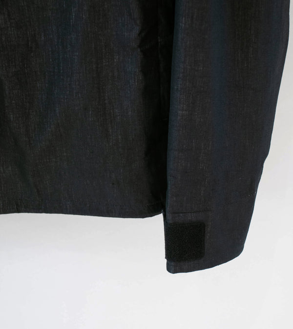 Middle Distance 'Fog Jacket' (Black)