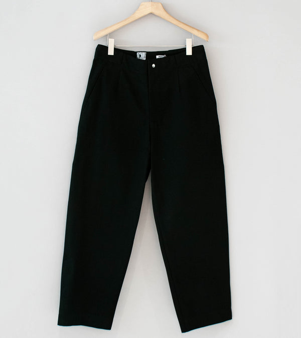 Middle Distance 'Footpad Pant' (Black)