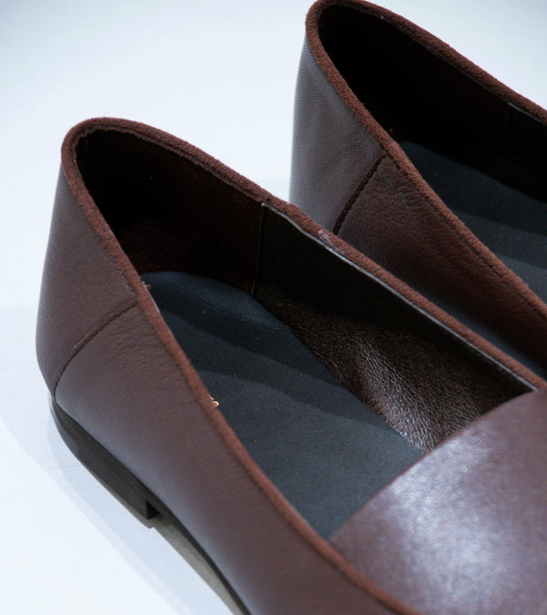 Hender Scheme 'Oval Moca Shoes' (Brown)