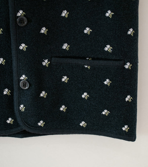 Rier 'Walker Gilet' (Plombe Flowers Dense)