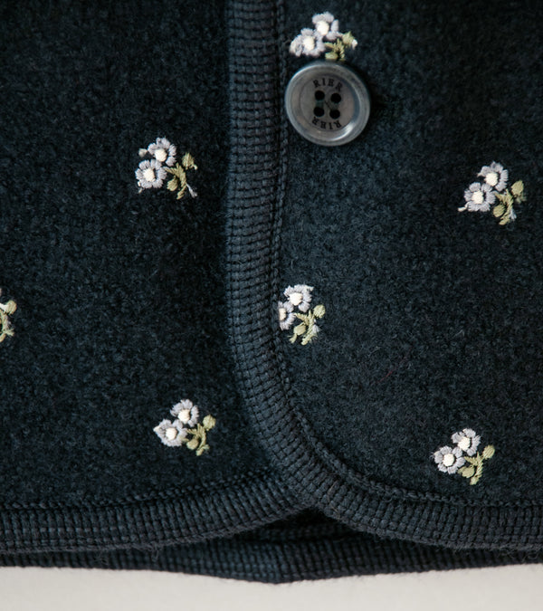 Rier 'Walker Gilet' (Plombe Flowers Dense)