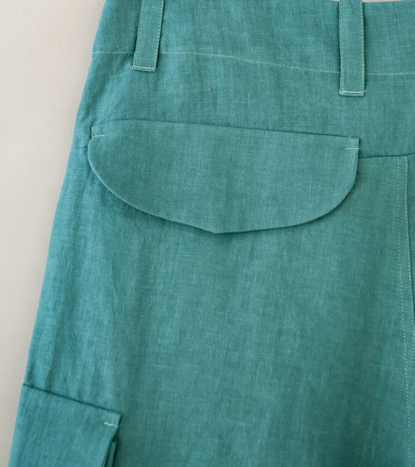 Arpenteur 'Milli Shorts' (Green Linen)