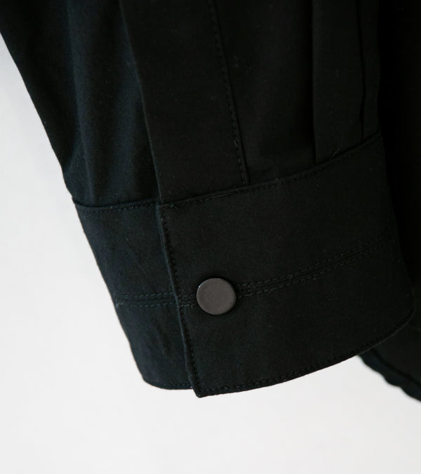 Awasa 'Regular Collar Shirt' (Black)