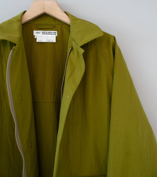 Yaeca 'Short Zip Coat' (Olive)