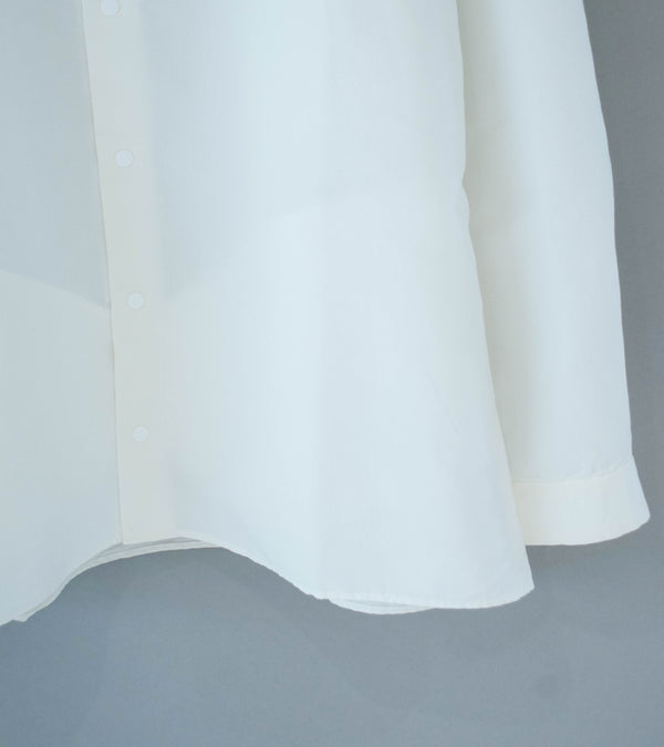 Yaeca 'Comfort Shirt' (White)