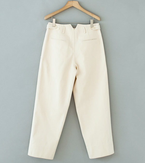 Oshin 'The Charles Parker Trouser' (Natural)