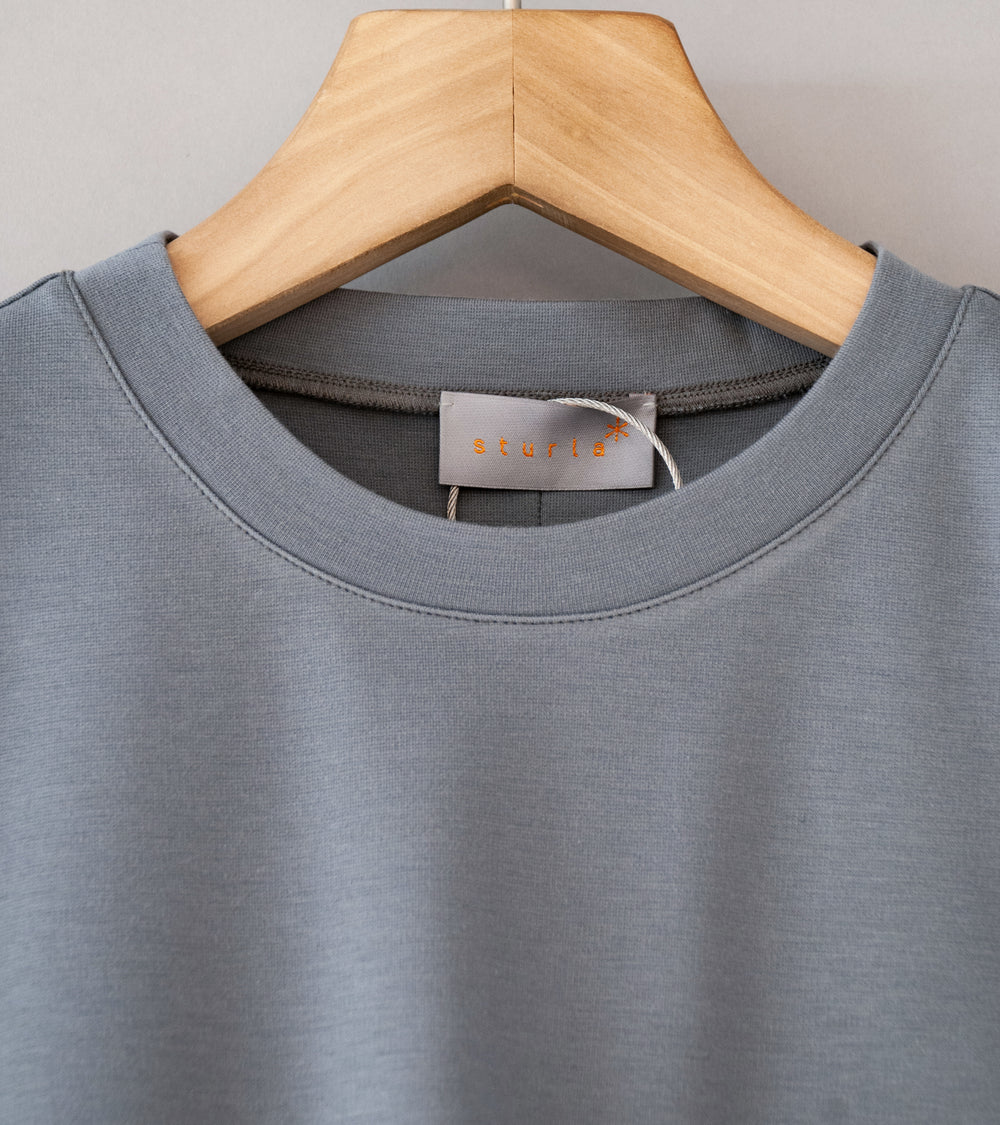 Sturla 'Incision L/S' (Grey Pique Jersey)