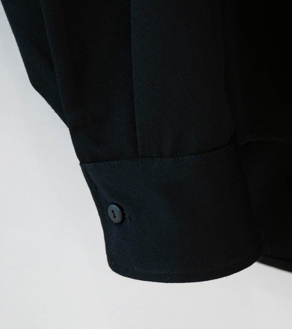 Oshin 'The David Kelly Shirt' (Black)