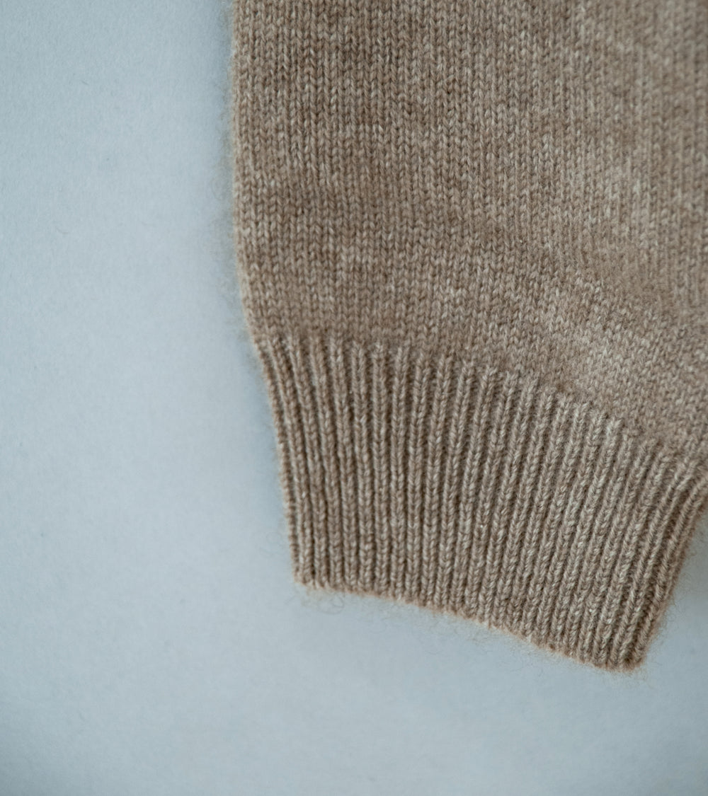 Auralee 'Baby Cashmere Knit P/O' (Natural Brown)