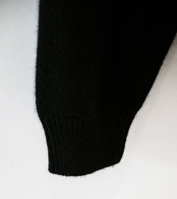 Auralee 'Baby Cashmere Knit P/O' (Top Black)