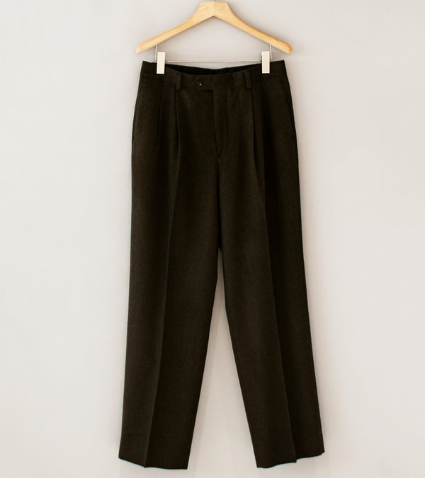 Auralee 'Baby Camel Flannel Two Tuck Slacks' (Dark Brown)